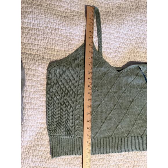 Almost Famous Knit Tank Top Crochet Sweater Plus Size 2X - Picture 6 of 7